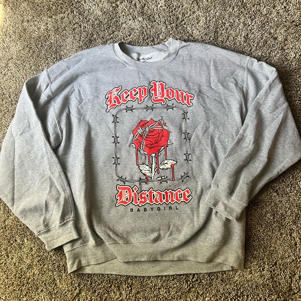 Rue21 Crewneck “Oversized”